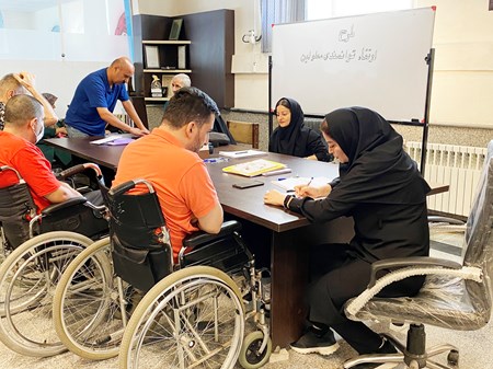 معلولان و چالش‌های اشتغال پایدار